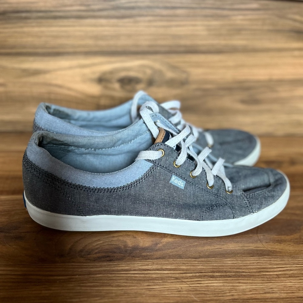 Womens size 10 Keds